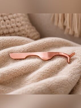 Rose Gold Lori False Eyelash Applicator